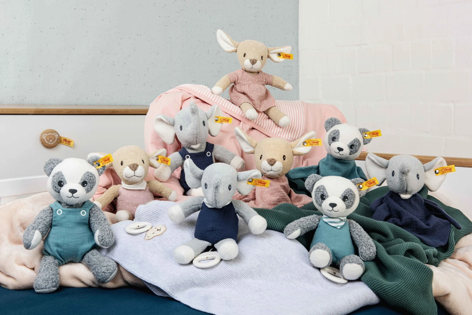 Steiff Knuffeldoek Raja Hert Beige Roze 5 Steiff Knuffeldoek Raja Hert Beige Roze - Afbeelding 3