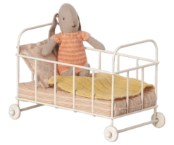 Maileg Kinderbed Roze 7 Maileg Kinderbed Roze -Knuffels Winkel image 114